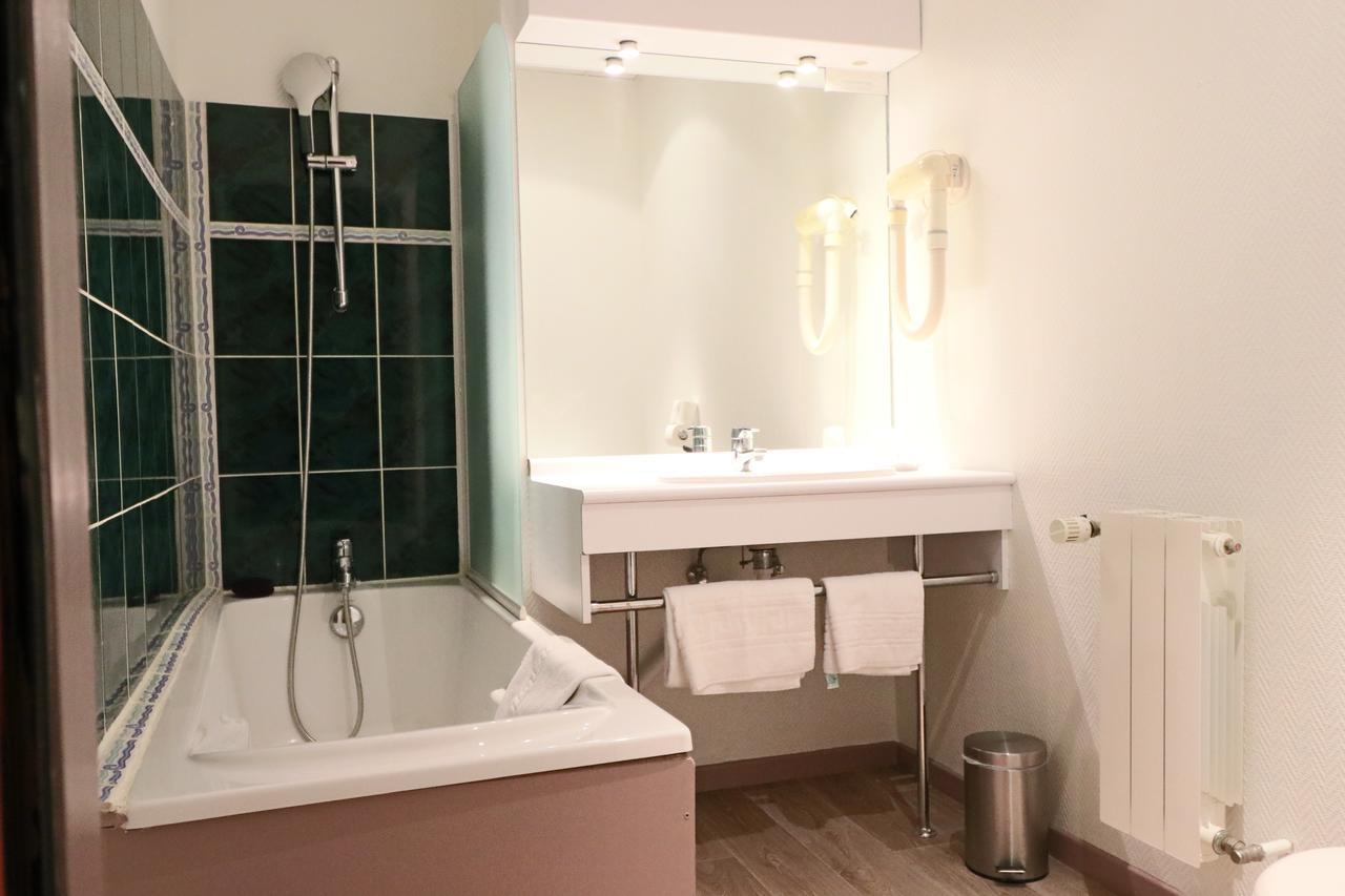 Logis-Hotel Des Oliviers Тионвил Екстериор снимка